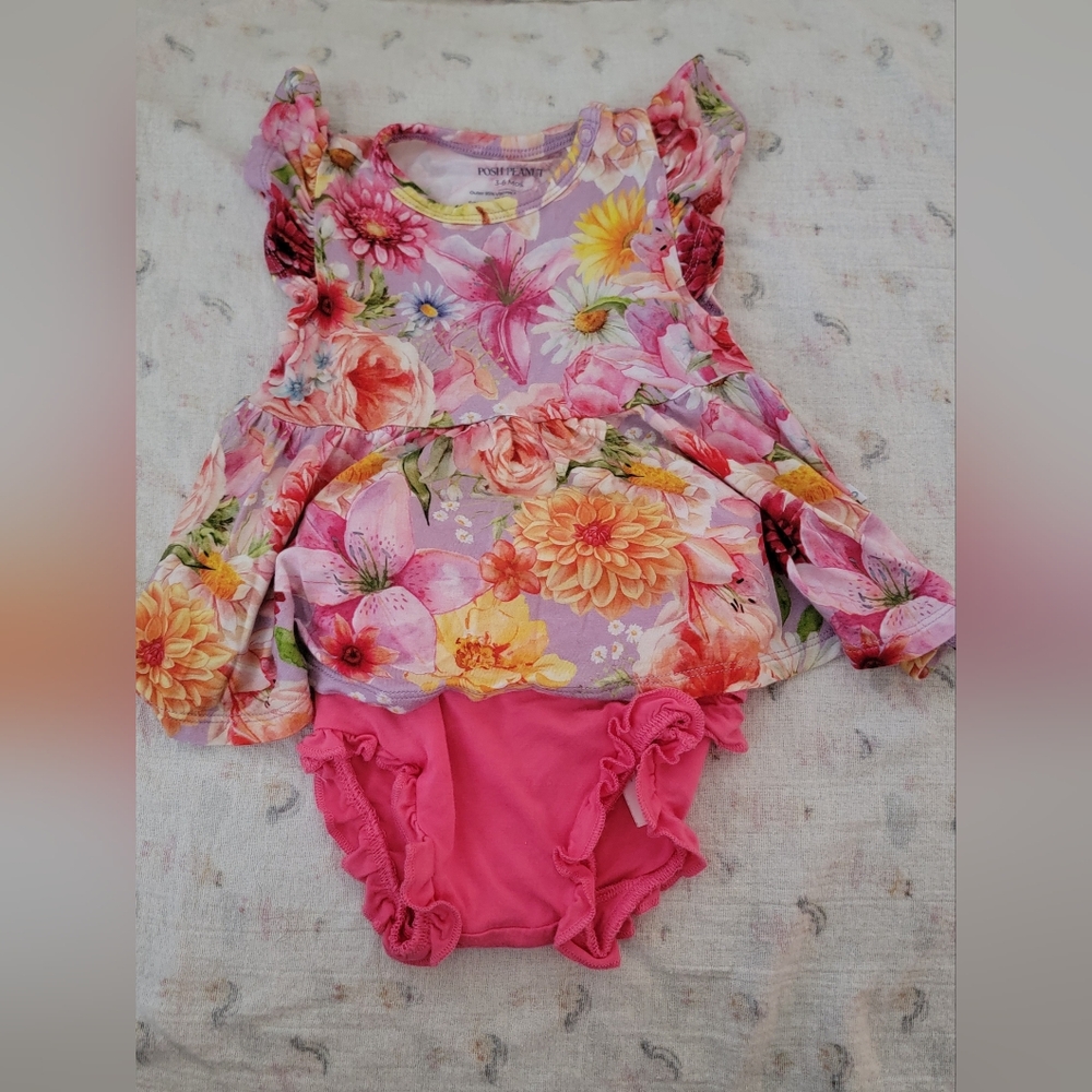 Baby clothes
